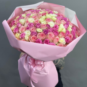 Букет из 151 кенийской розы микс (40 см) в Лосино-Петровском