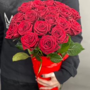21 красная роза в конусе (50 см) в Лосино-Петровском