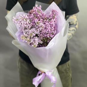 Букет из 9 веток ароматной сирени в Лосино-Петровском