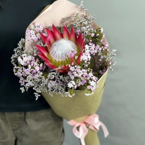 Букет из хамелациума, лимонниума и протеи в Лосино-Петровском