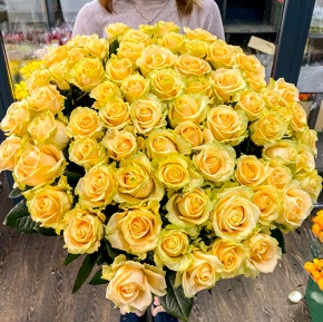 75 роз Аваланж (70 см) в Лосино-Петровском