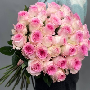 Букет 25 пионовидных роз Эквадор (60 см) в Лосино-Петровском