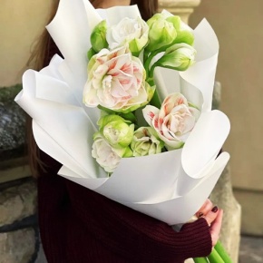 Букет из 5 амариллисов в Лосино-Петровском