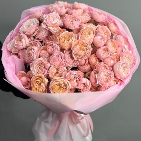 Букет из 35 кустовых пионовидных роз Джульетта (60 см) в Лосино-Петровском