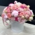 Композиция в шляпной коробке "Сахарная вата" с хлопком и кустовыми розами в Лосино-Петровском