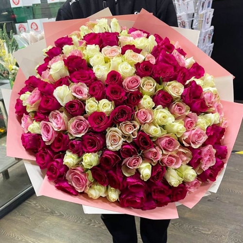 Букет 151 роза ягодный микс (40 см) в Лосино-Петровском